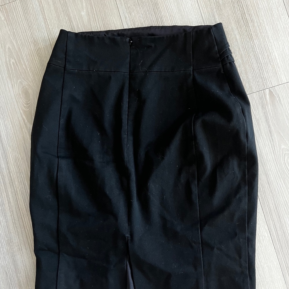 Size 2 black pencil skirt